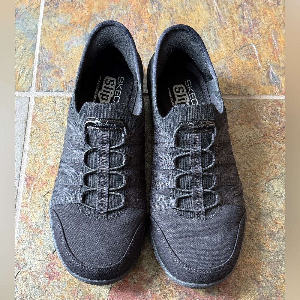 Skechers Women's Black Slip-ins Sneakers